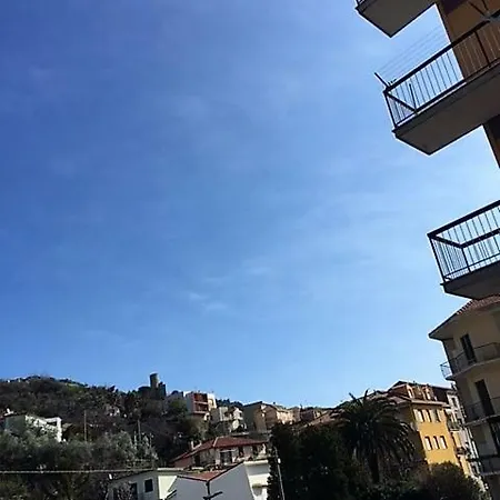 La Ca Du Cavallu Lägenhet Noli